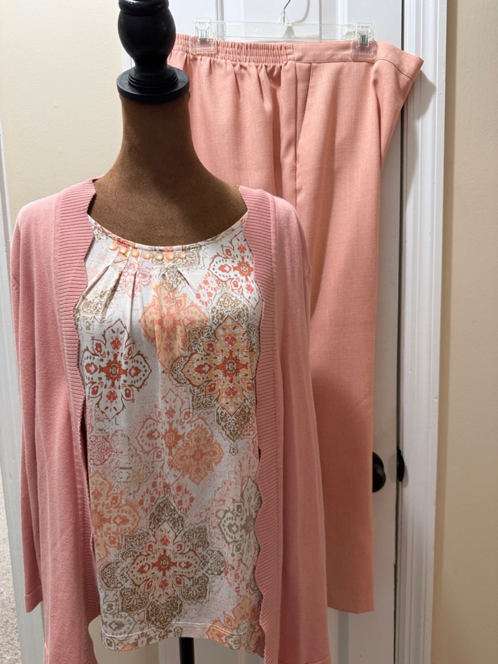 Alfred Dunner 2 Piece Cardigan and  Pant Set in light Pink/Coral